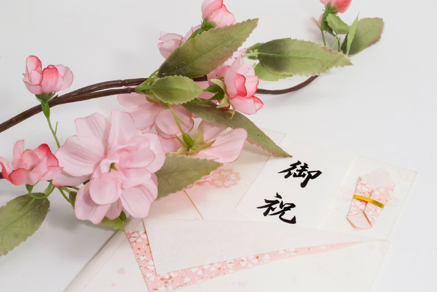 結婚式のご祝儀袋の選び方 書き方 包み方などを説明 Wanpimagazine