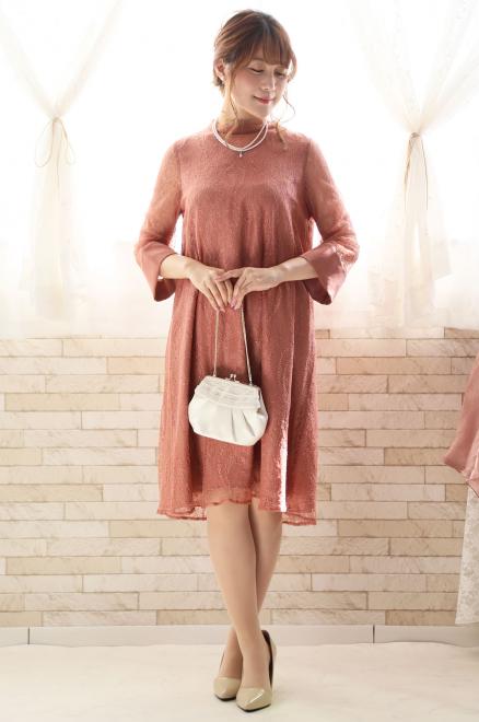 3 4 5月 春の結婚式お呼ばれにおすすめのパーティードレスをご紹介 結婚式 二次会のゲスト向け お呼ばれ情報サイト