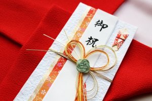 結婚式のご祝儀袋の選び方、書き方、包み方などを説明