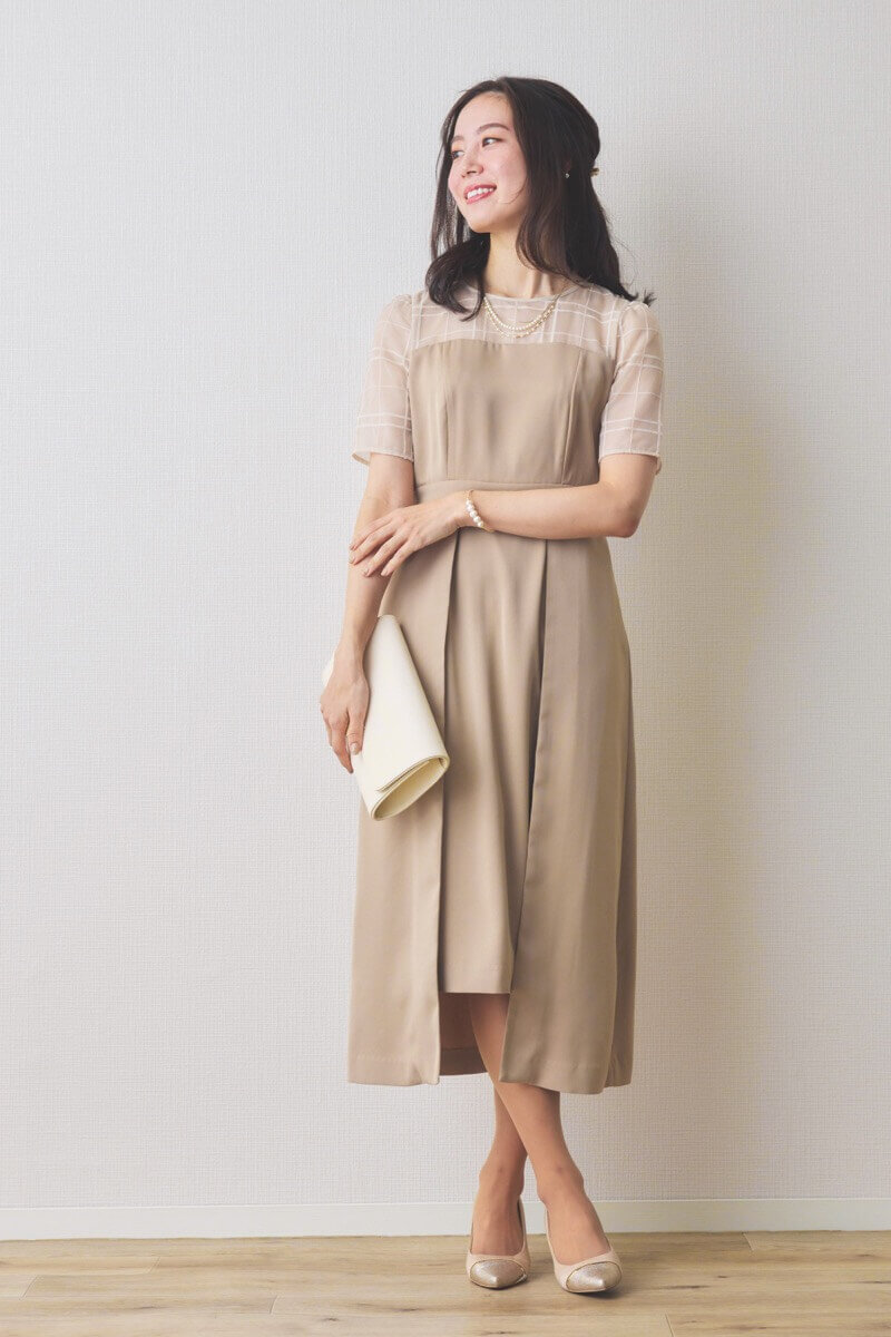 ライトベージュ REPLETE ドレス