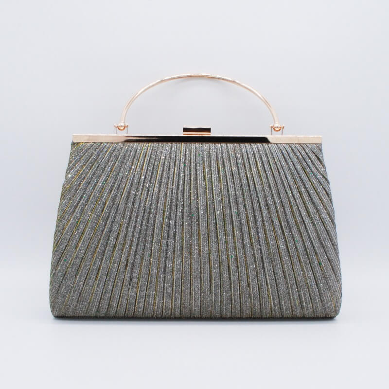 ゴールドのラメプリーツがま口クラッチバッグ