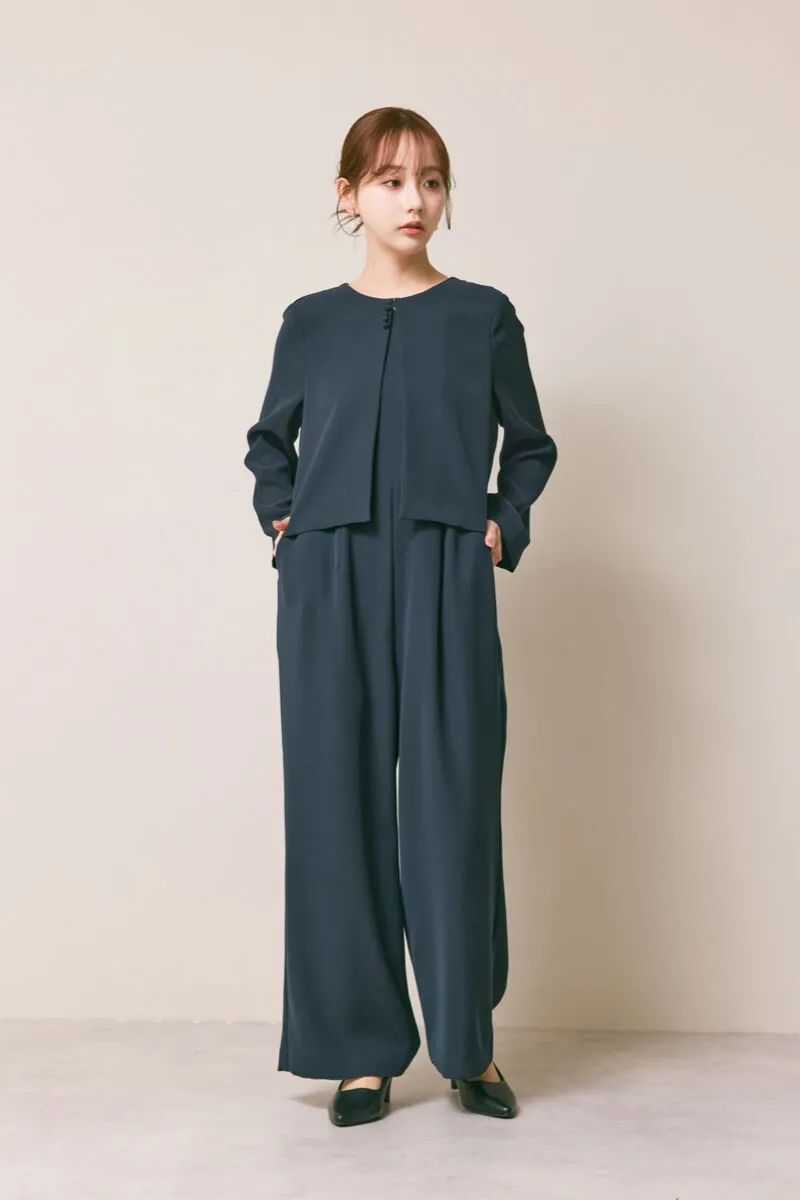 ネイビーのバックタックジャケットセットオールインワン