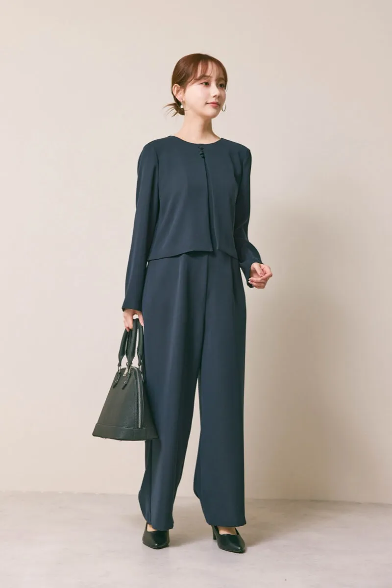 ネイビーのバックタックジャケットセットオールインワン