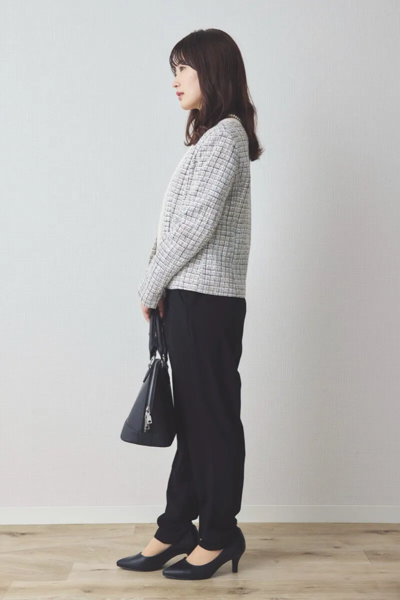 ホワイトのツイードコンビテーパードパンツセレモニースーツセット