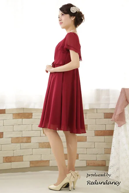 ワインレッドのハイウエスト切替フリルシフォンドレス
