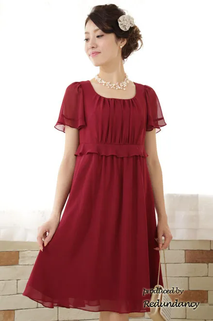 ワインレッドのハイウエスト切替フリルシフォンドレス