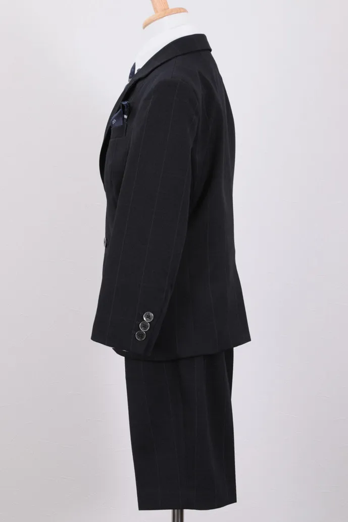 ネイビーのスタイリッシュキッズフォーマルセット