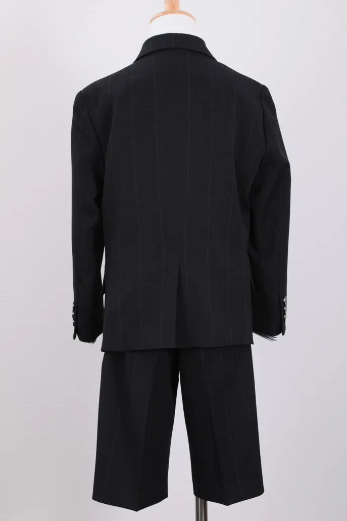 ネイビーのスタイリッシュキッズフォーマルセット