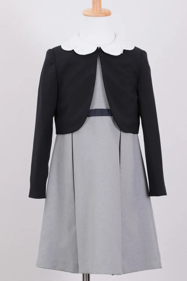 グレーのクラシックキッズフォーマルセット