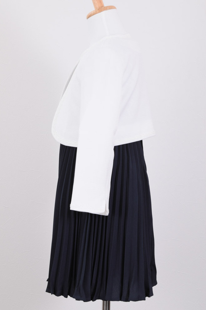 ネイビーのレースアクセントプリーツキッズフォーマルセット