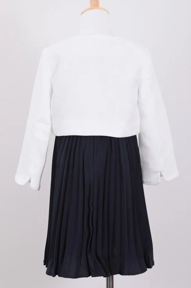 ネイビーのレースアクセントプリーツキッズフォーマルセット