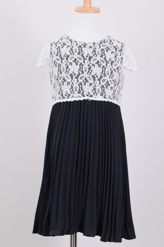 ネイビーのレースアクセントプリーツキッズフォーマルセット