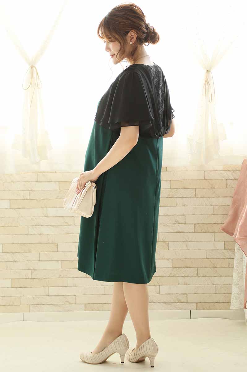 グリーンのウエストリボンサイドレースドレス