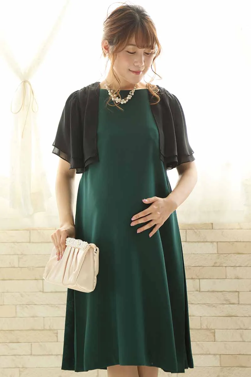 グリーンのウエストリボンサイドレースドレス