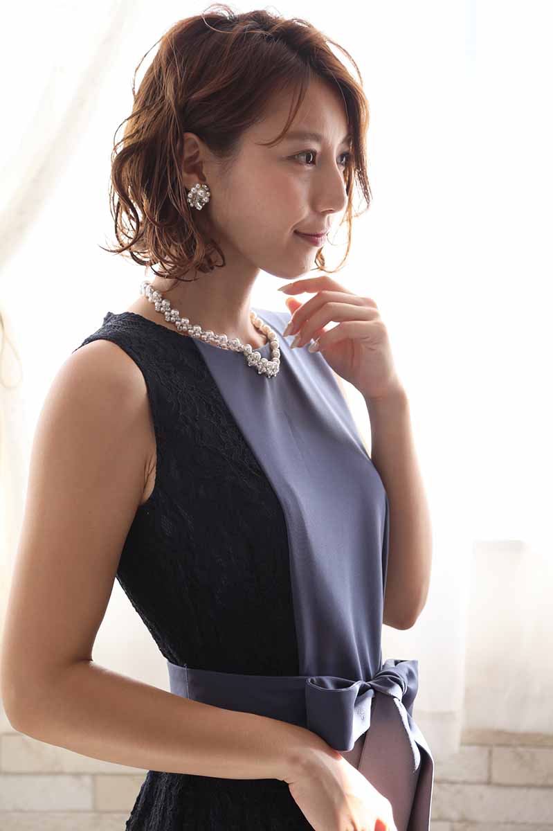 ブルーグレーのバイカラーレースドレスコーディネートセット