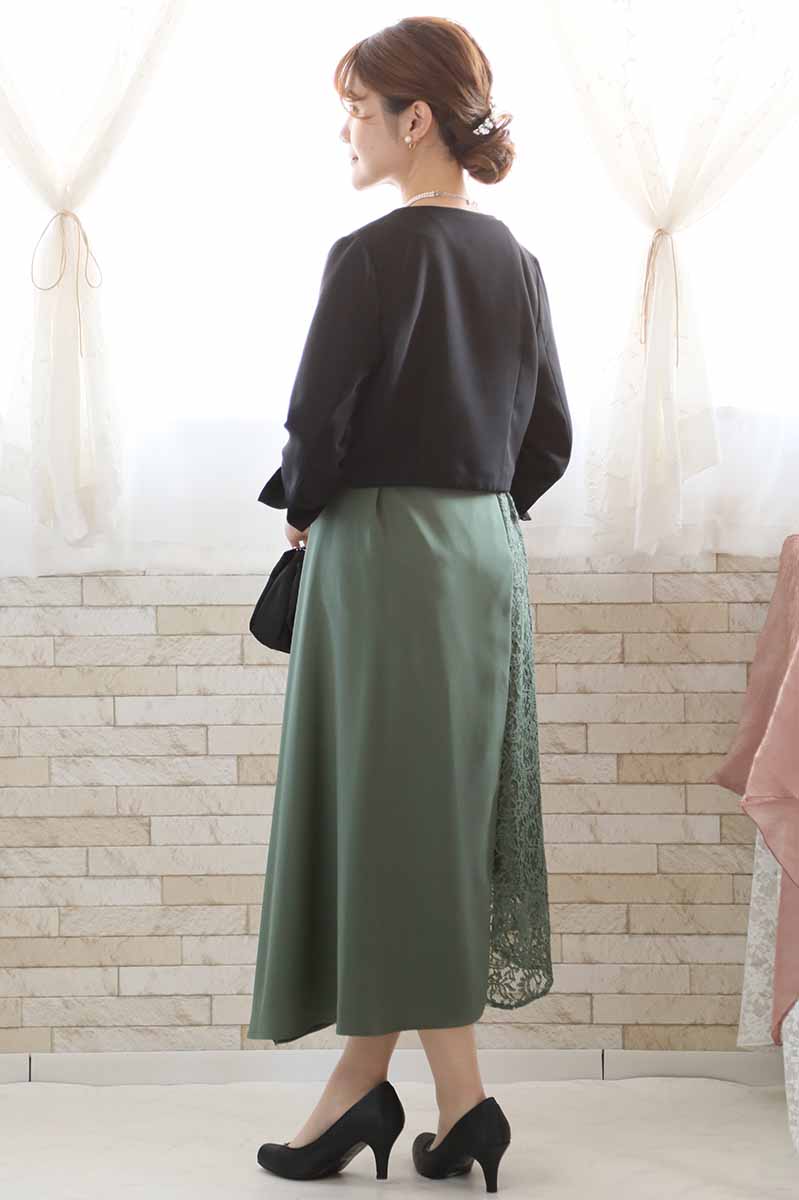 グリーンのバイカラーレースアシンメトリードレス