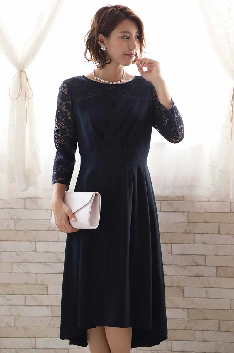 ネイビーの七分袖レースビスチェデザインドレス