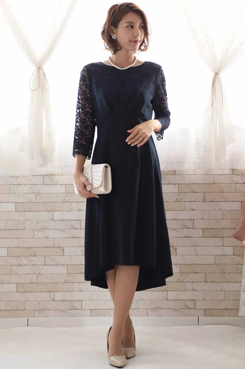 ネイビーの七分袖レースビスチェデザインドレス