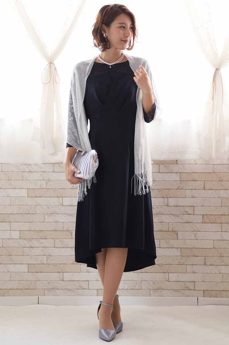 ネイビーの七分袖レースビスチェデザインドレス