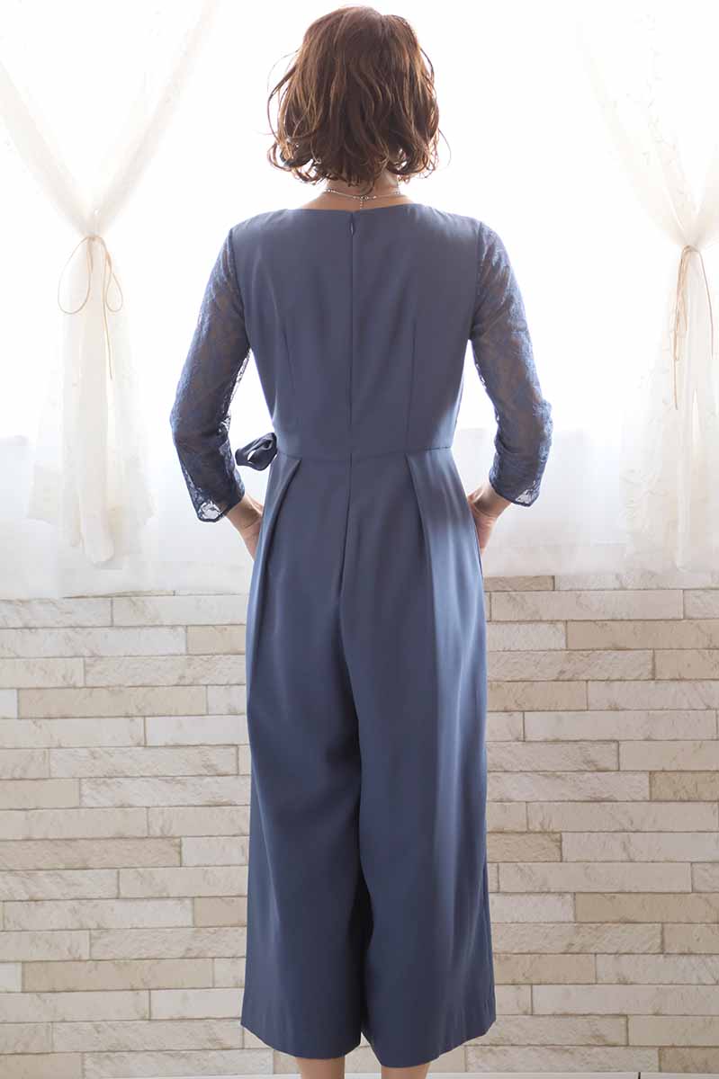 ブルーグレーの七分袖レースガウチョパンツドレス