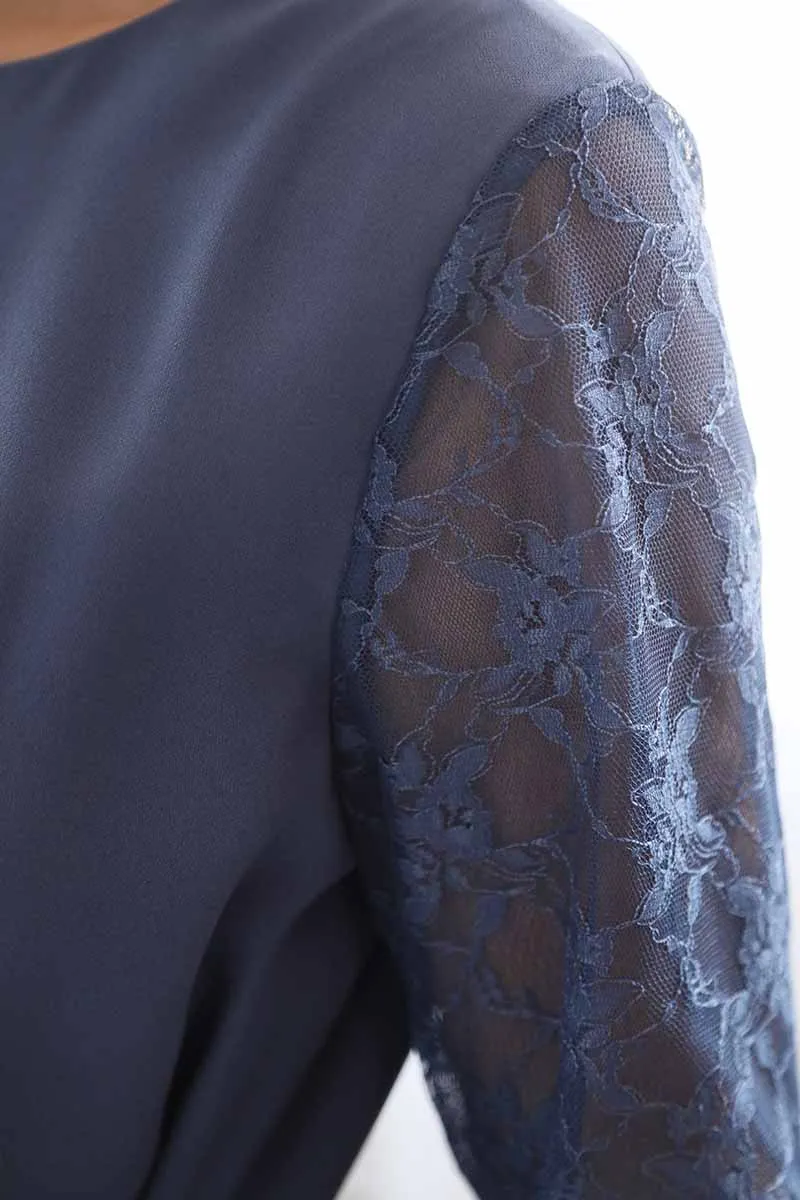 ブルーグレーの七分袖レースガウチョパンツドレス