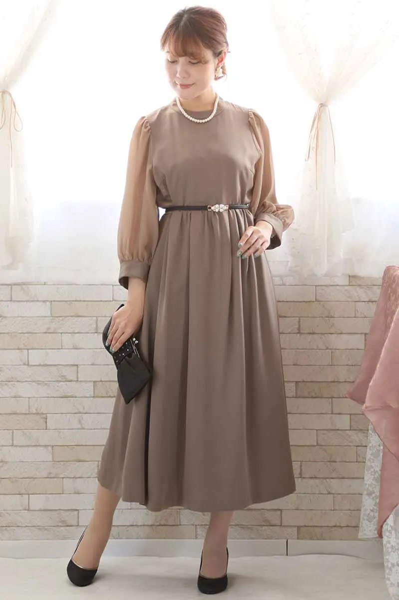 ブラウンのオーガンジースリーブクラシカルドレス