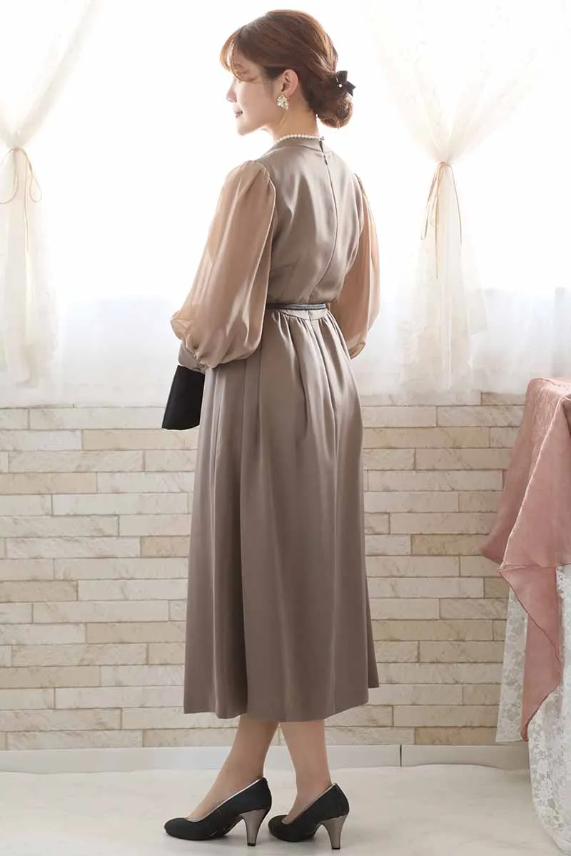 ブラウンのオーガンジースリーブクラシカルドレス