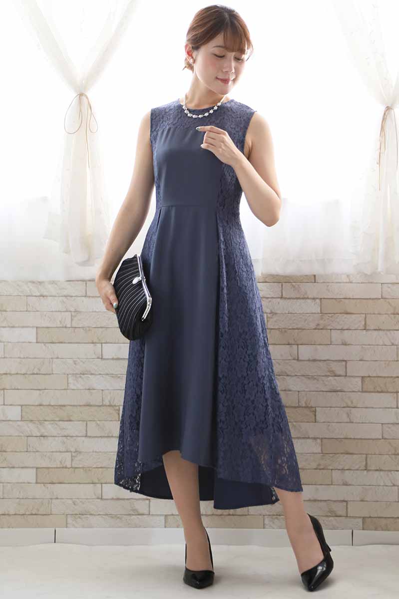 ブルーグレーのサイドレースフィッシュテールドレス