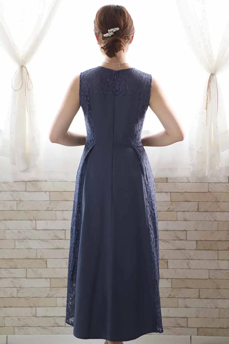 ブルーグレーのサイドレースフィッシュテールドレス
