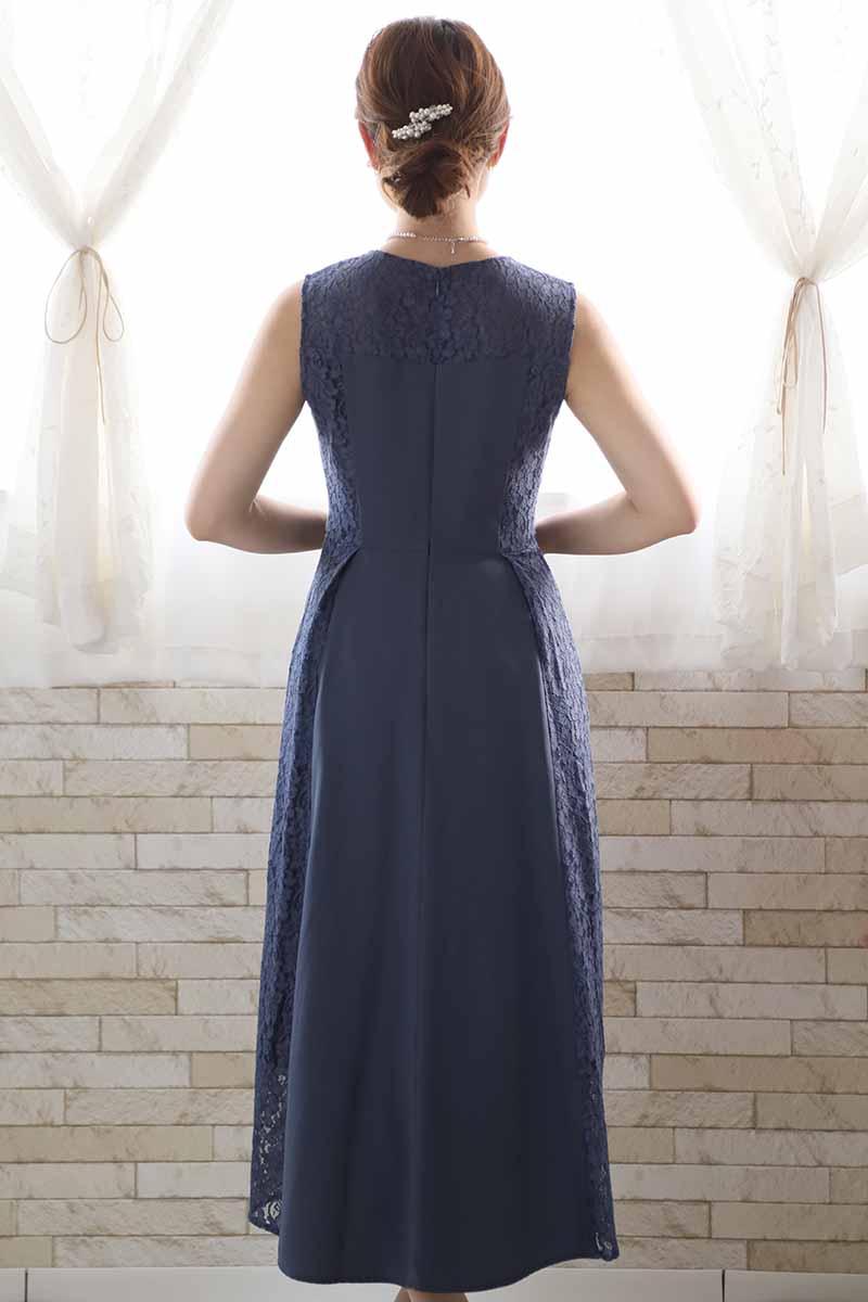 ブルーグレーのサイドレースフィッシュテールドレス