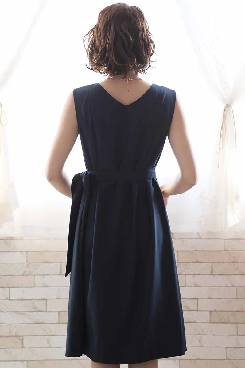 ネイビーのプリーツレース2wayドレス