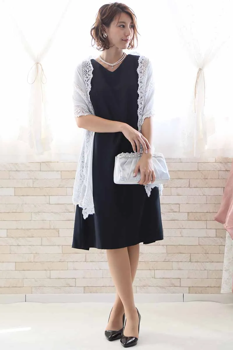 ネイビーのプリーツレース2wayドレス