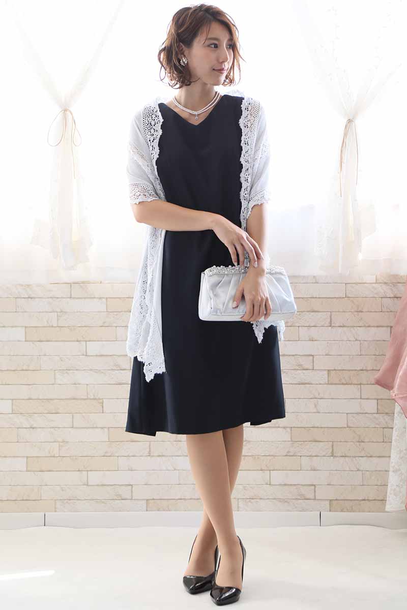 ネイビーのプリーツレース2wayドレス