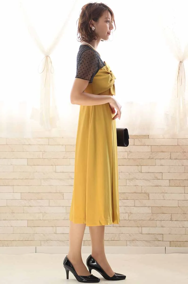 イエローのリボン風デコルテドレス