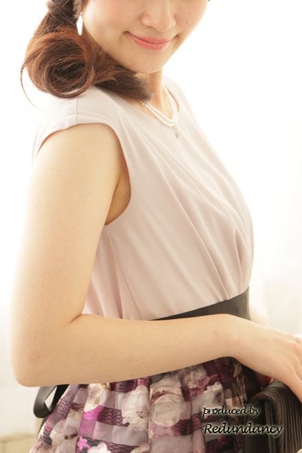 パープルの花柄×ボーダーオーガンジードレス