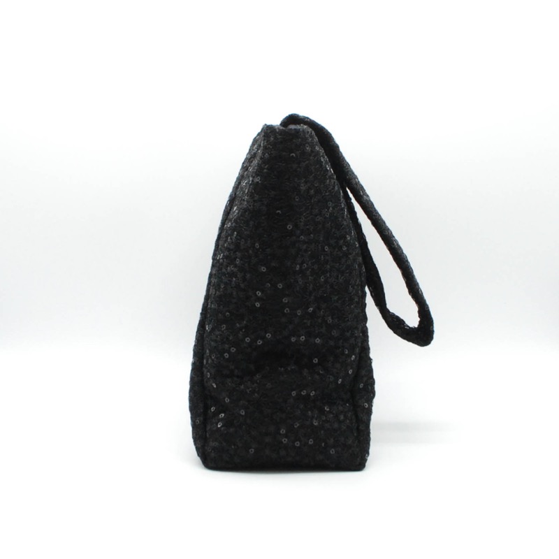 ブラックの刺繍スパンコールのワンハンドルバッグ