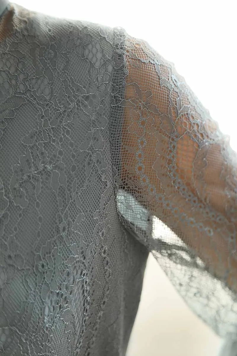 グリーンのシアーレースAラインドレス