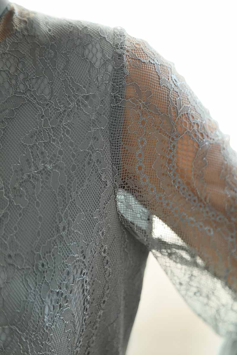 グリーンのシアーレースAラインドレス