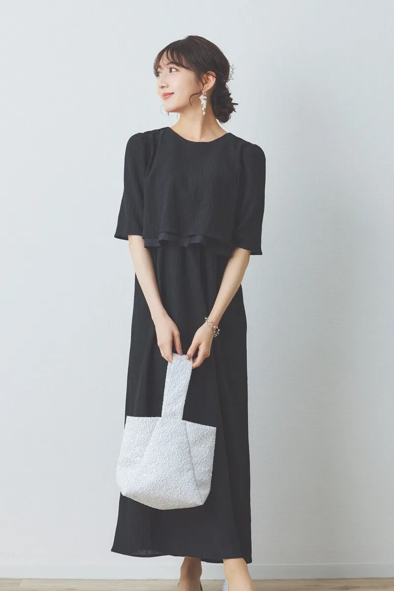 ホワイトの刺繍スパンコールのワンハンドルバッグ