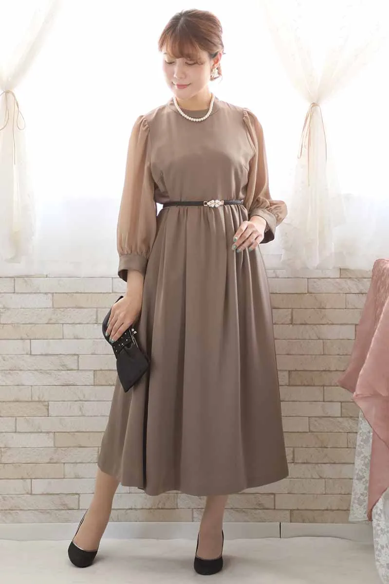 ブラックのリボンモチーフバッグ