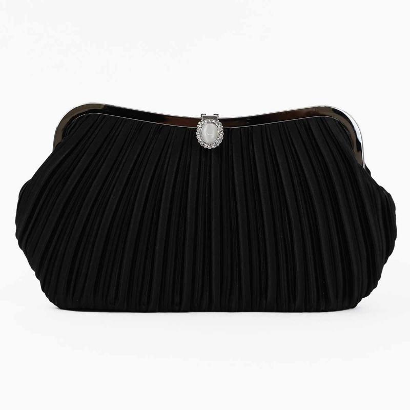 ブラックのストーンボタンバッグ