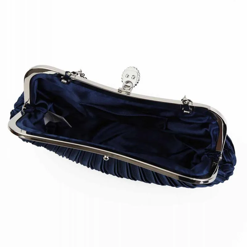 ネイビーのストーンボタンバッグ