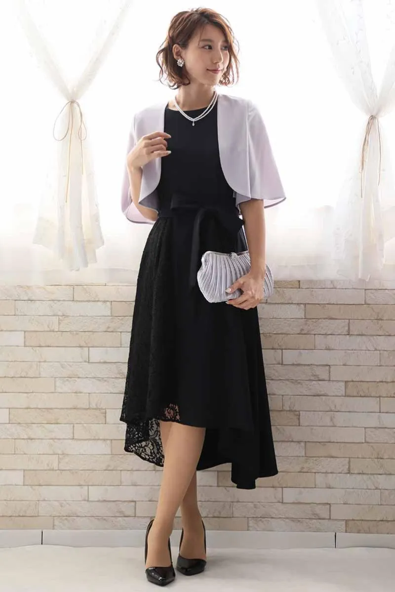 シルバーのストーンボタンバッグ