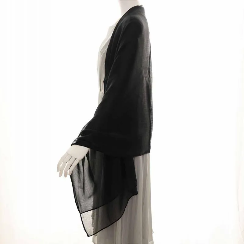 ブラックのシャイニーストール