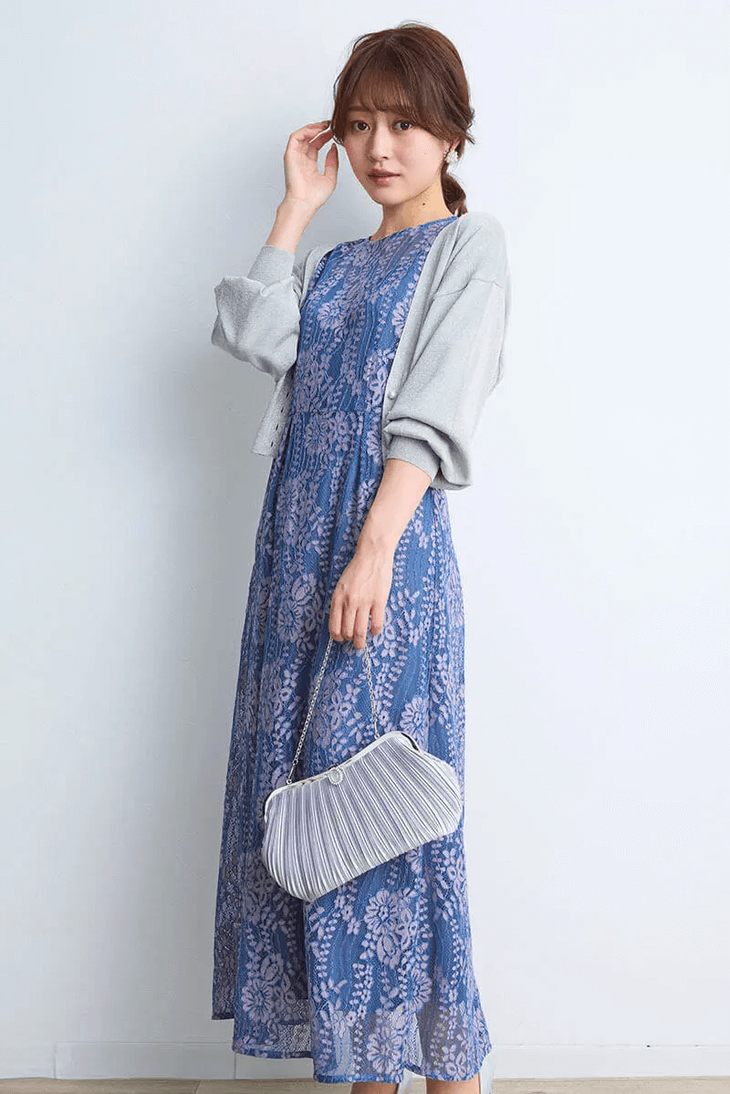 ブルー×ピンクの配色レースエプロンドレス