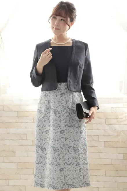 ネイビー×シルバーのジャガードIラインドレス