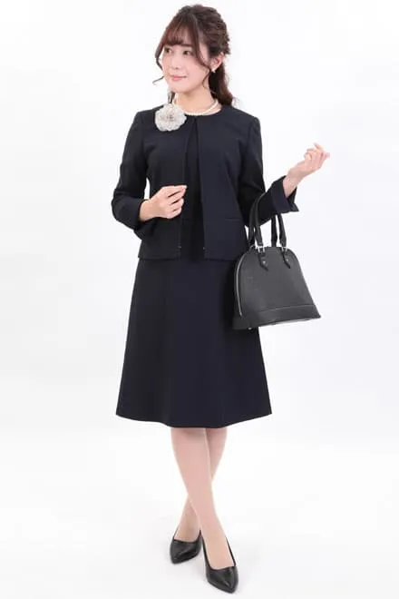 ネイビーのシンプルフレアセレモニースーツセット