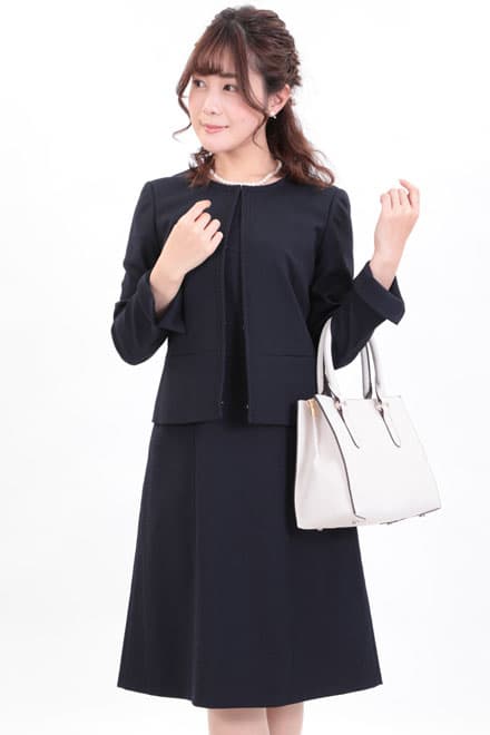 ネイビーのシンプルフレアセレモニースーツセット