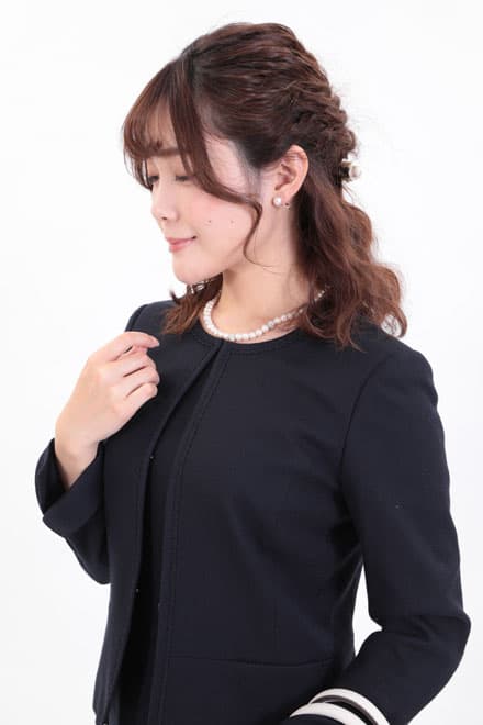 ネイビーのシンプルフレアセレモニースーツセット