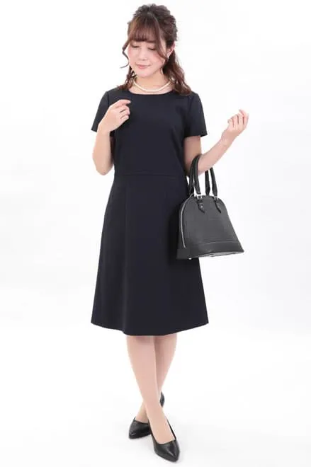 ネイビーのシンプルフレアセレモニースーツセット